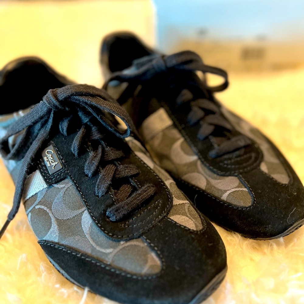 Coach sz 9 shoes